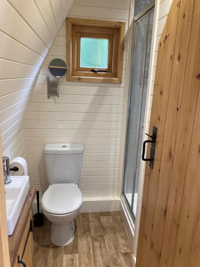 蒙哥马利 Delor - Bryntalch Glamping Pods酒店 外观 照片
